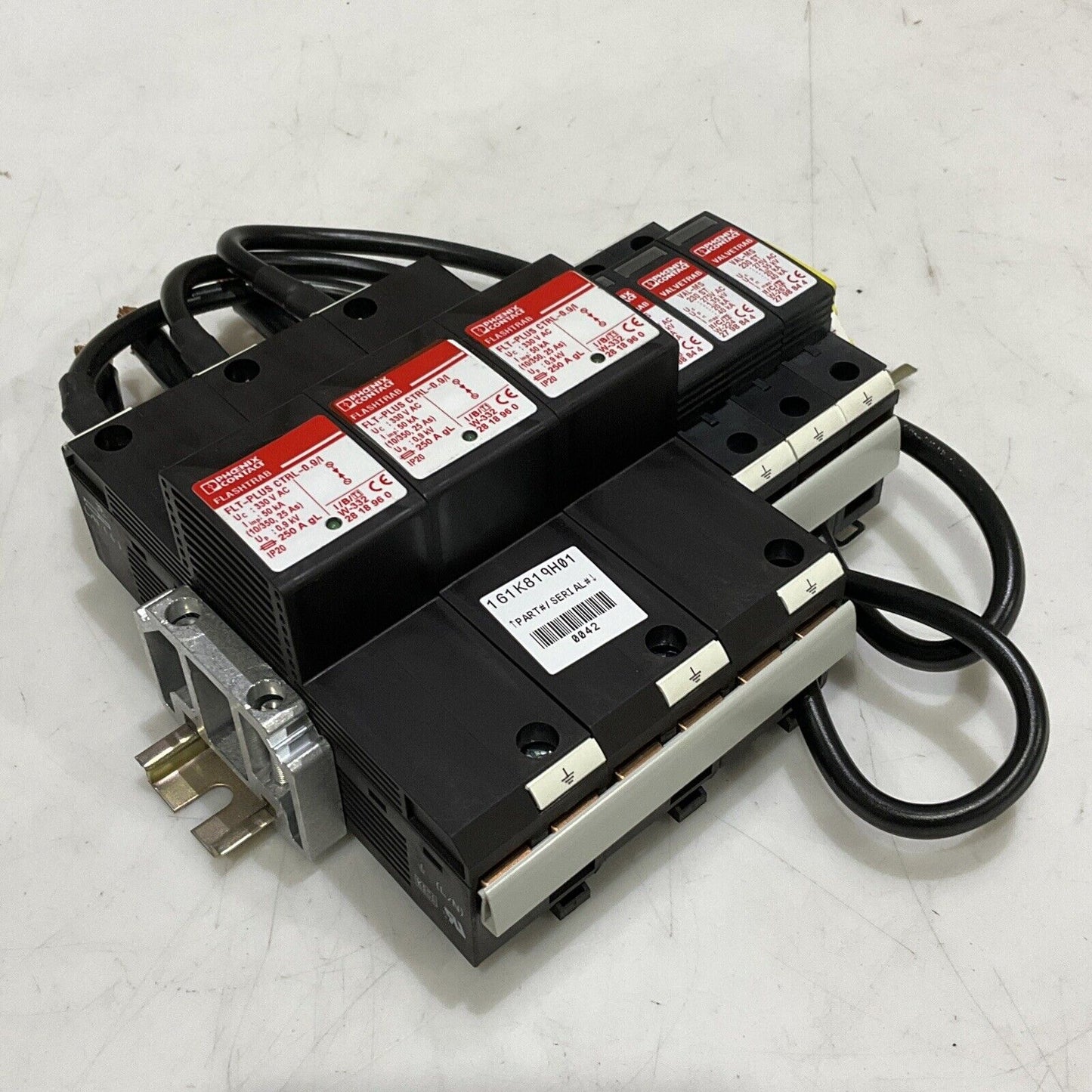 PHOENIX CONTACT 5603415 SYS FT+CT-VAL 208/120 LIGHTING ARRESTER TVSS SYSTEM U3S