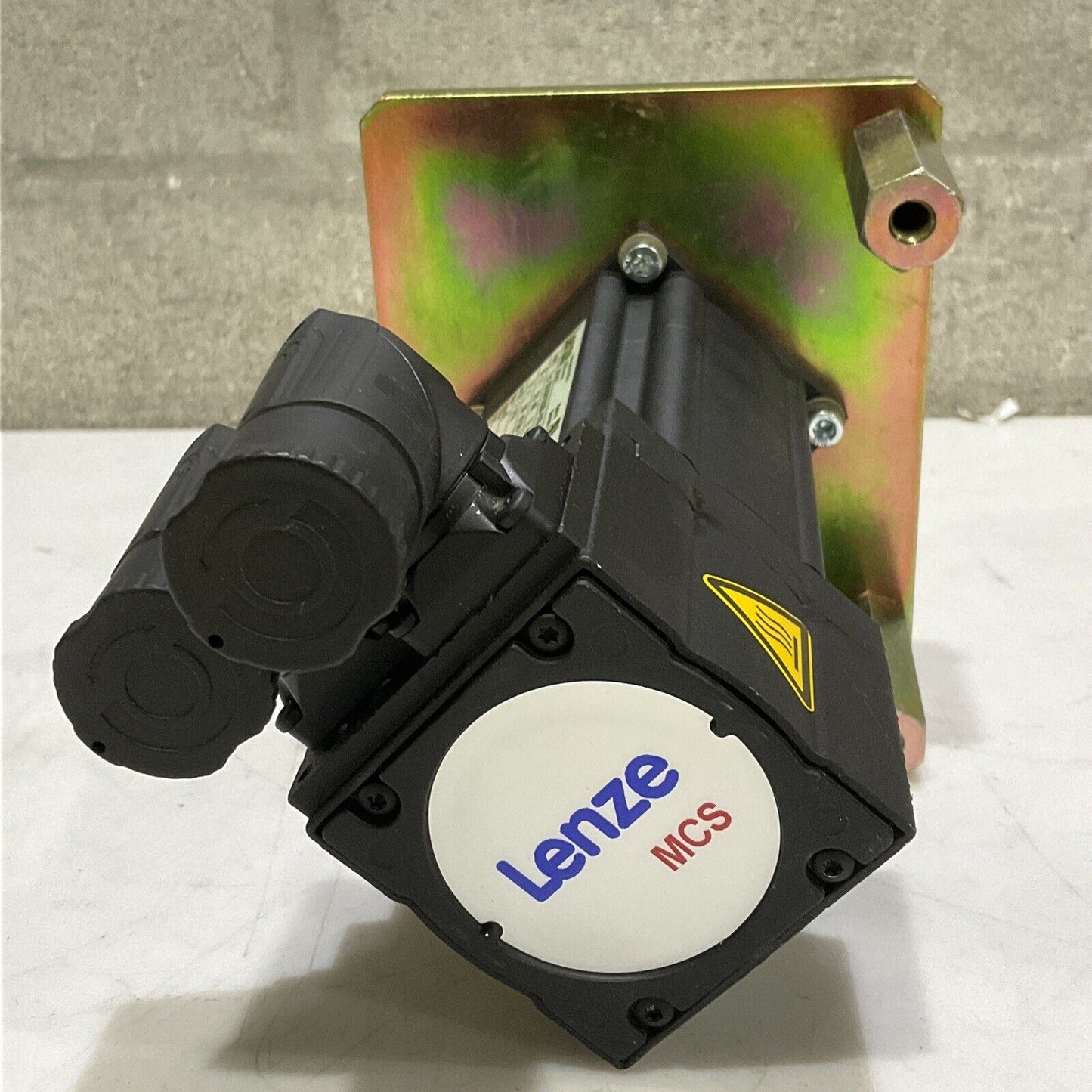 LENZE MCS 06F41LRS0B0-B11N-ST5S00N-R2SU PERFORATED BELT MOTOR ASSEMBLY U3S