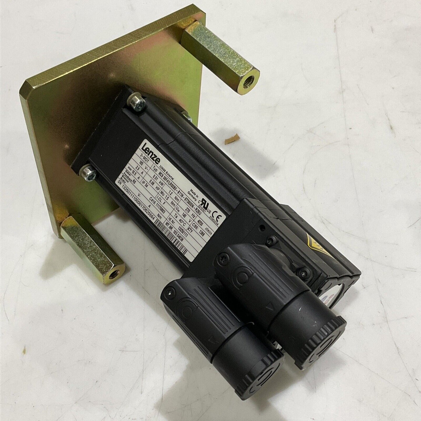 LENZE MCS 06F41LRS0B0-B11N-ST5S00N-R2SU PERFORATED BELT MOTOR ASSEMBLY U3S