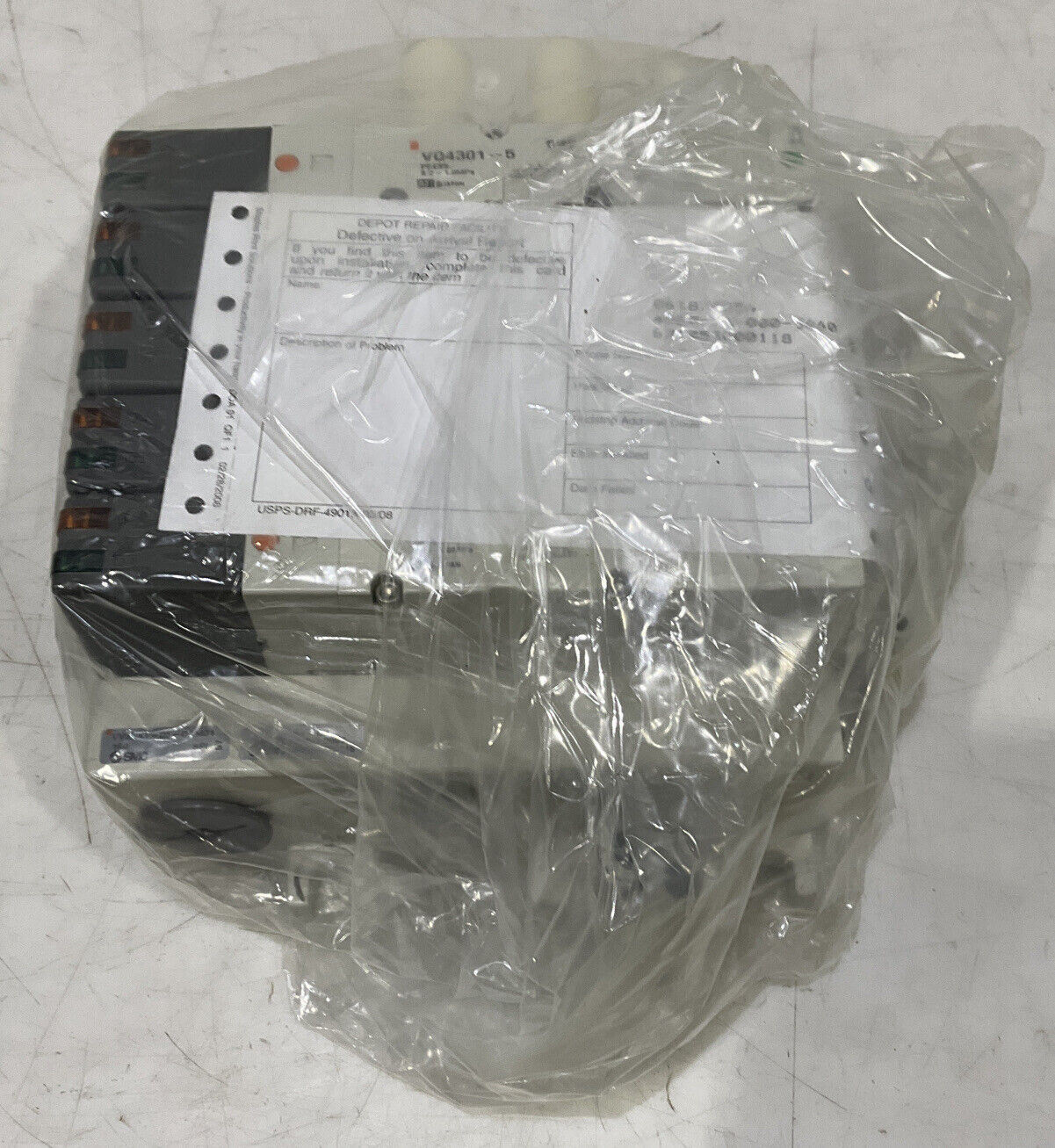 SMC VV5Q41-05-DAM01 VQ4301-5 MOUNTED MANIFOLD ASSEMBLY U3S