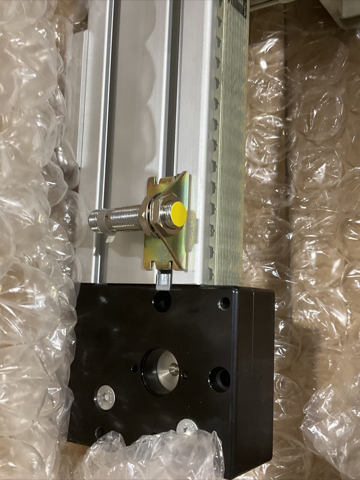 MACRON DYNAMICS 7878001 PIVOT TRAY ACTUATOR LINEAR RAIL U3S