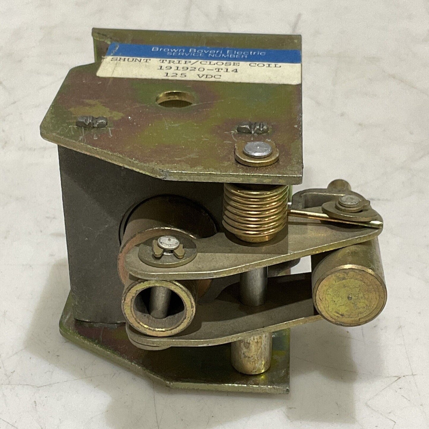 GOULD BROWN BOVERI ELECTRIC 19120-T14 CLOSE COIL SHUNT TRIP 125 VDC 373