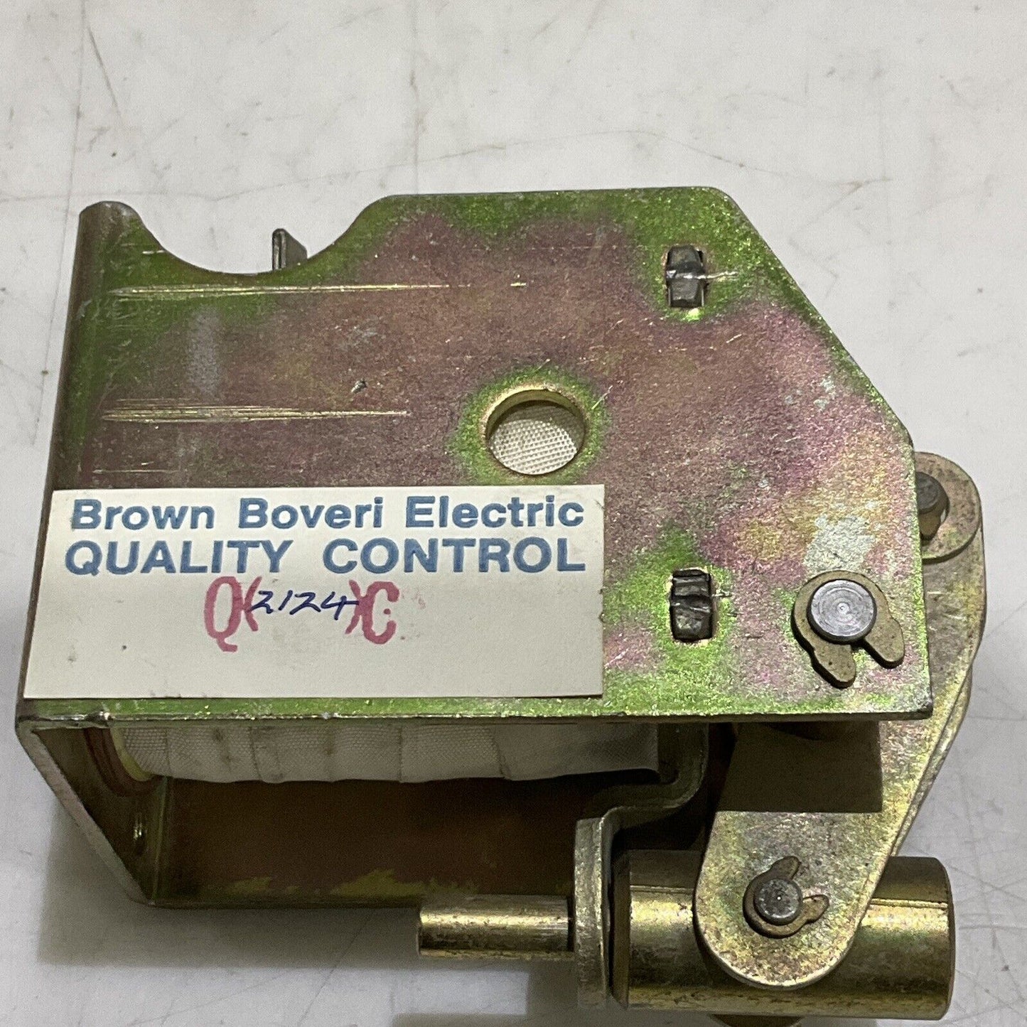 GOULD BROWN BOVERI ELECTRIC 19120-T14 CLOSE COIL SHUNT TRIP 125 VDC 373