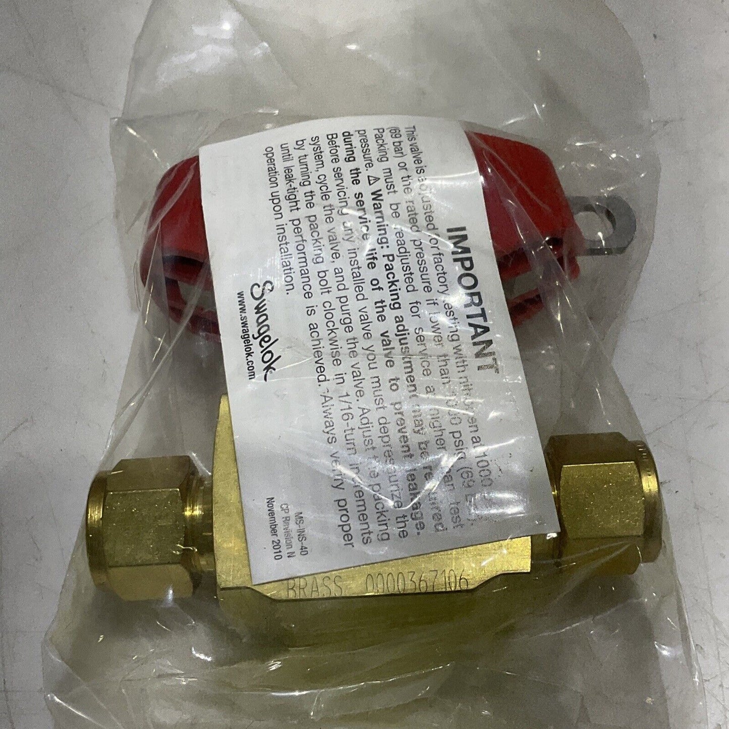 SWAGELOK B-45VS8-LL-RD 40/40G SELF VENTING BALL VALVE 500 PSIG .406” 373