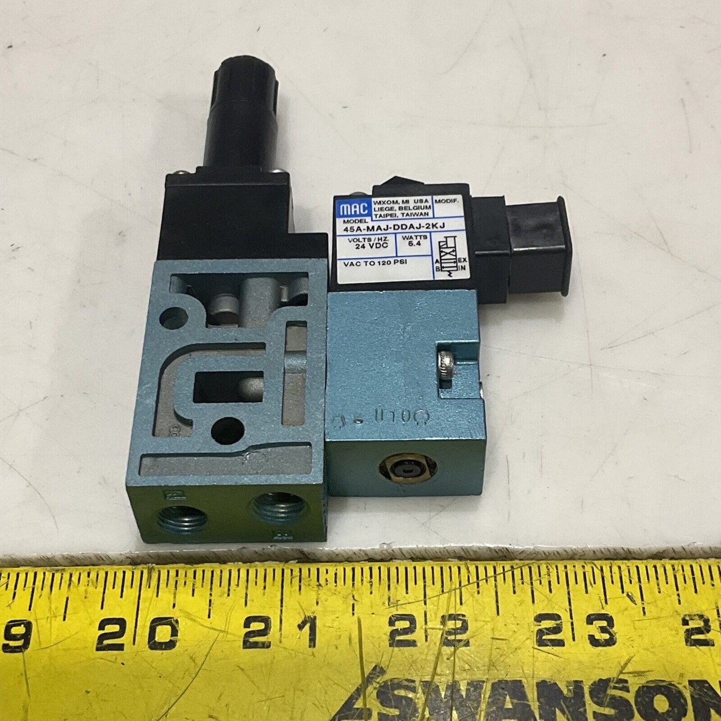 MAC 46A-MAJ-DDAJ-2KJ SUNGLE SOLENOID VALVE SINGLE OPERATOR W/ GAUGE POINT U3S