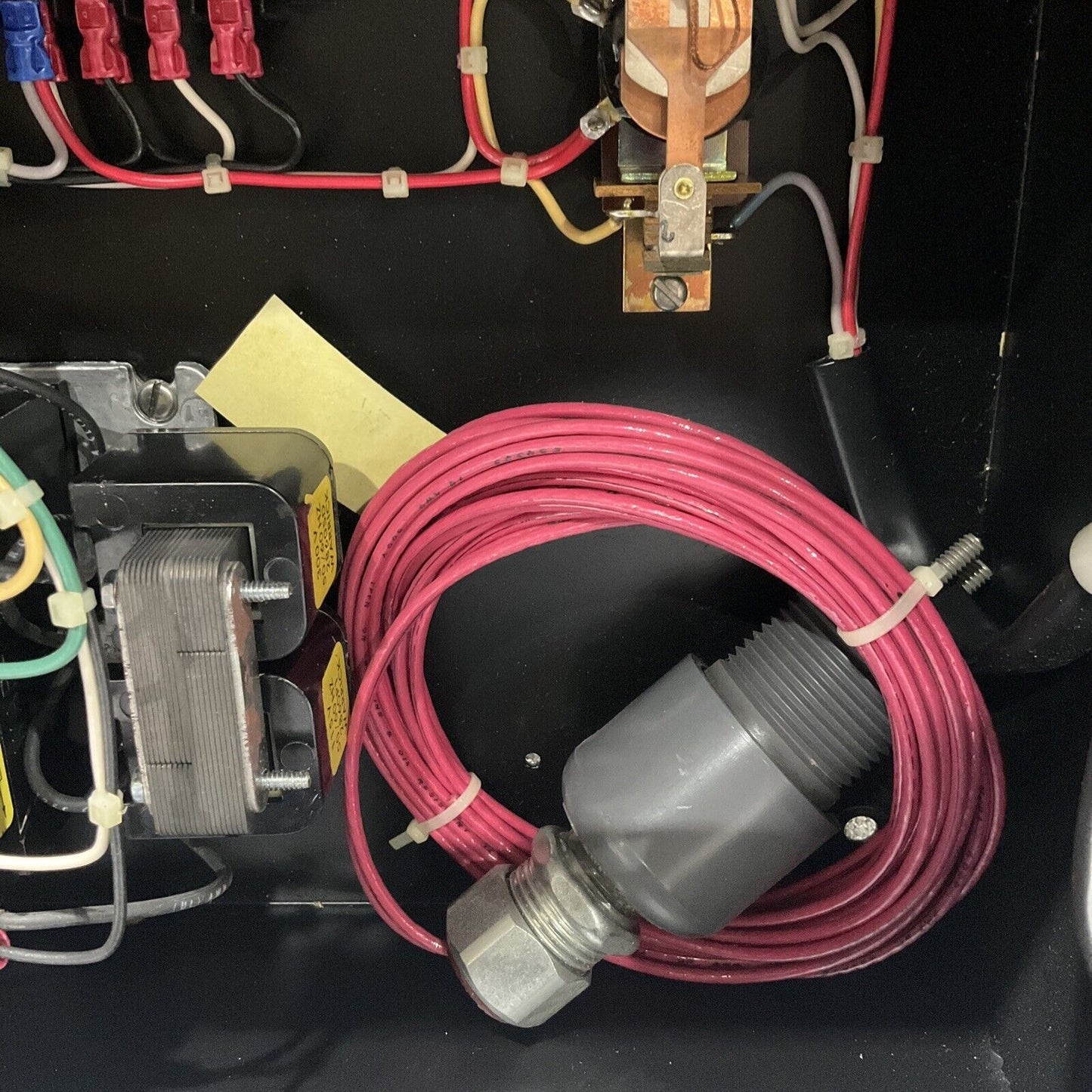 MILTON ROY DL1002 ELECTRIC HOLDER W/PVC LEVEL SWITCH 115V 373