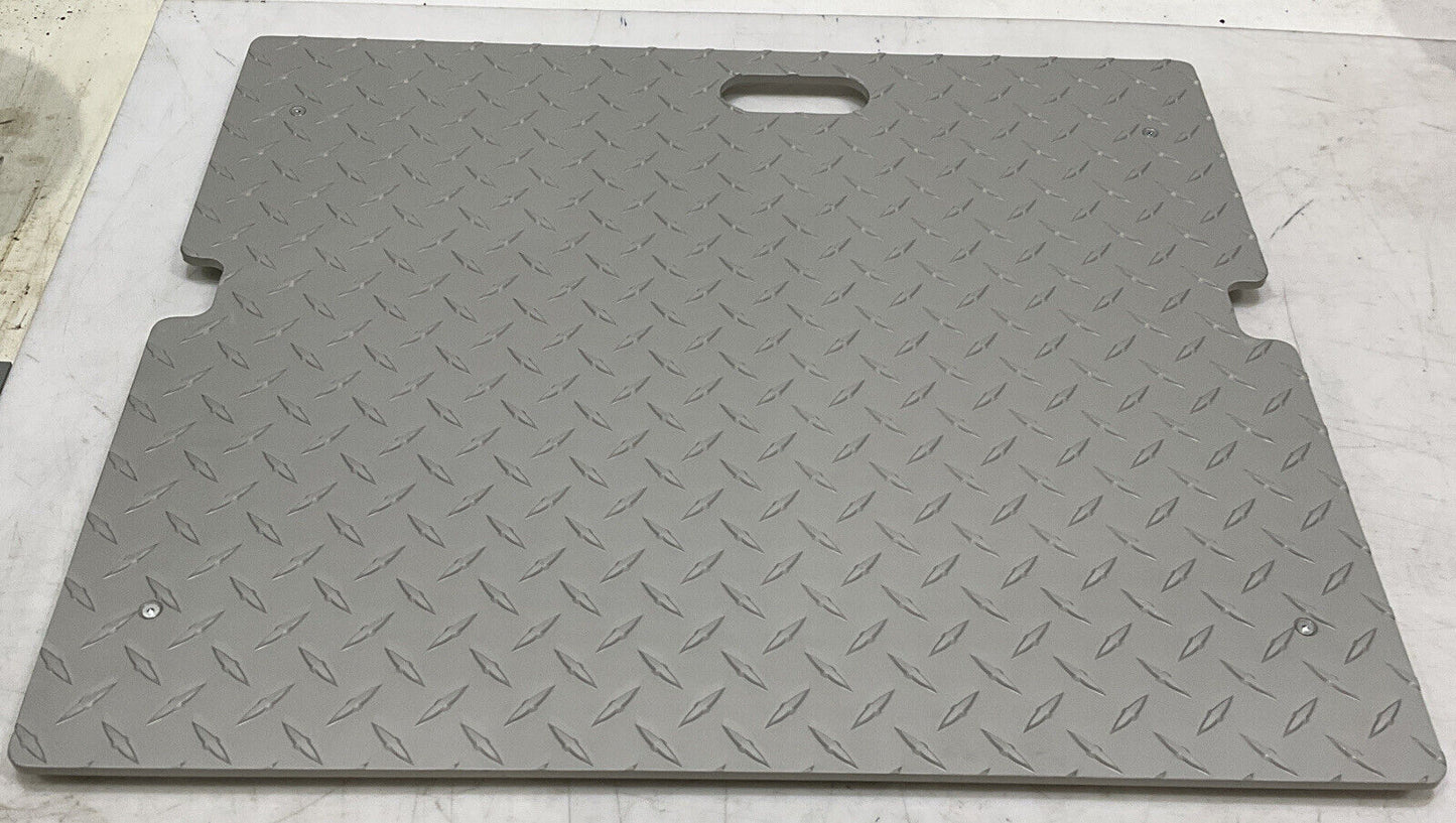 DOLLY MAKER 176K082G01 MAINTENANCE STEP OVER U3S