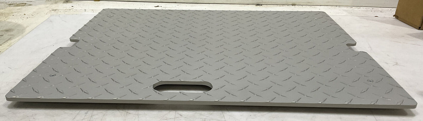 DOLLY MAKER 176K082G01 MAINTENANCE STEP OVER U3S