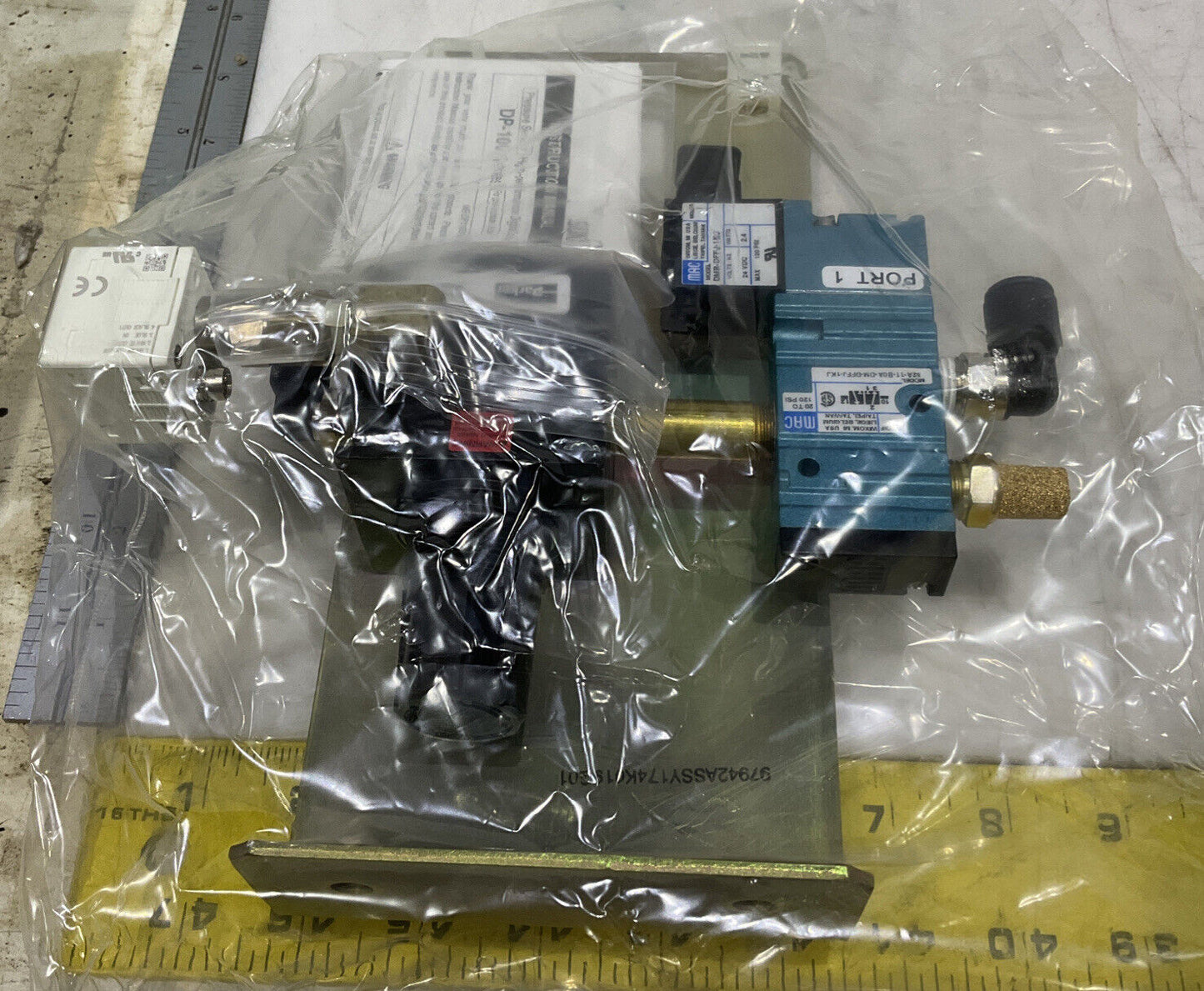 GENERAL SUNX DP-100 174K019G01 INJECTOR NOZZLE PNEUMATIC ASSEMBLY U3S