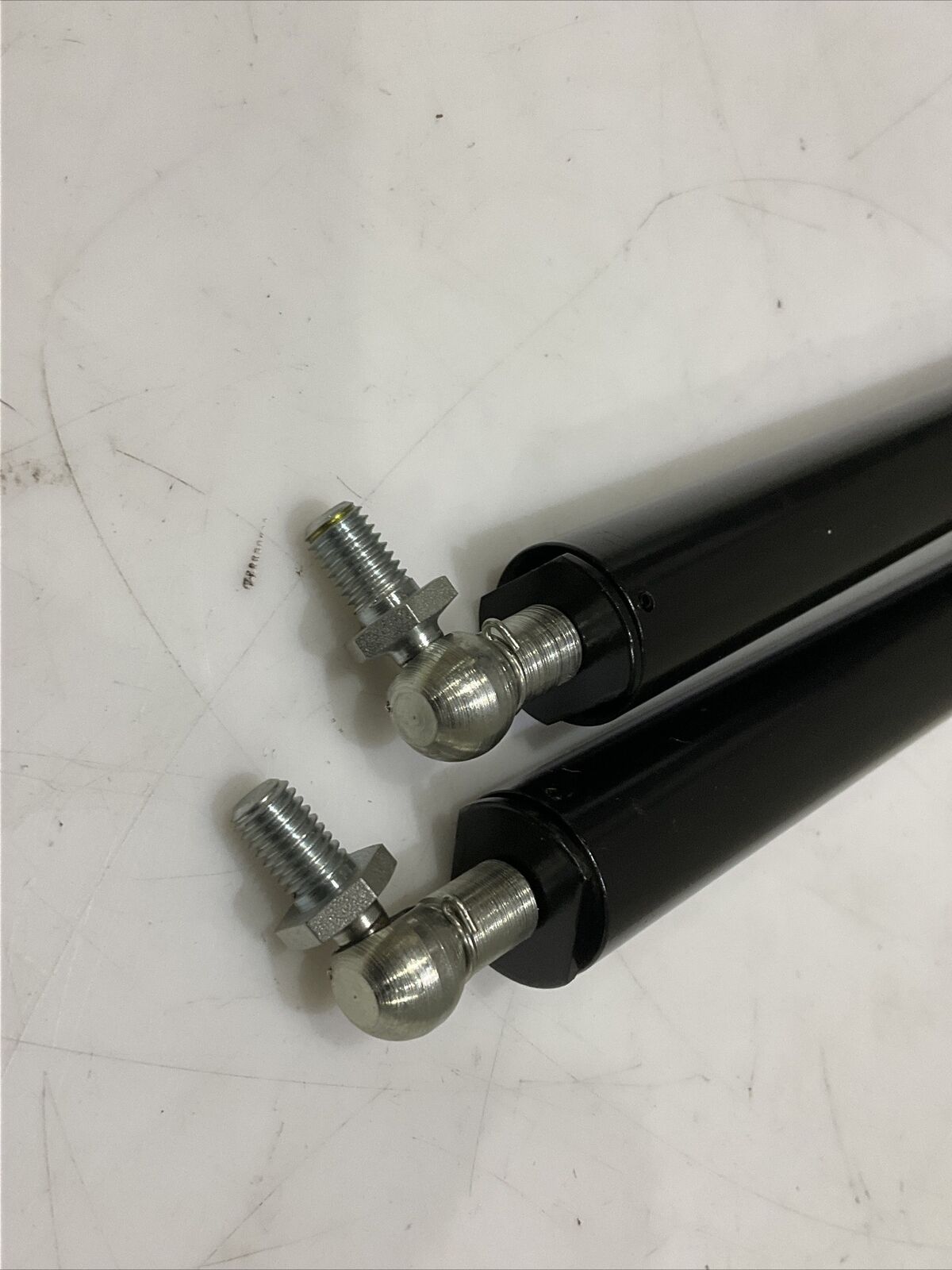 DESTEK 601114231-230N GAS SPRING LOT OF 2 U3S
