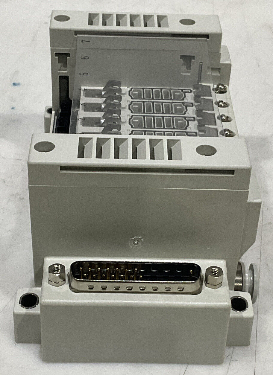SMC VV5Q11-C01-07-D PNEUMATIC MANIFOLD U3S