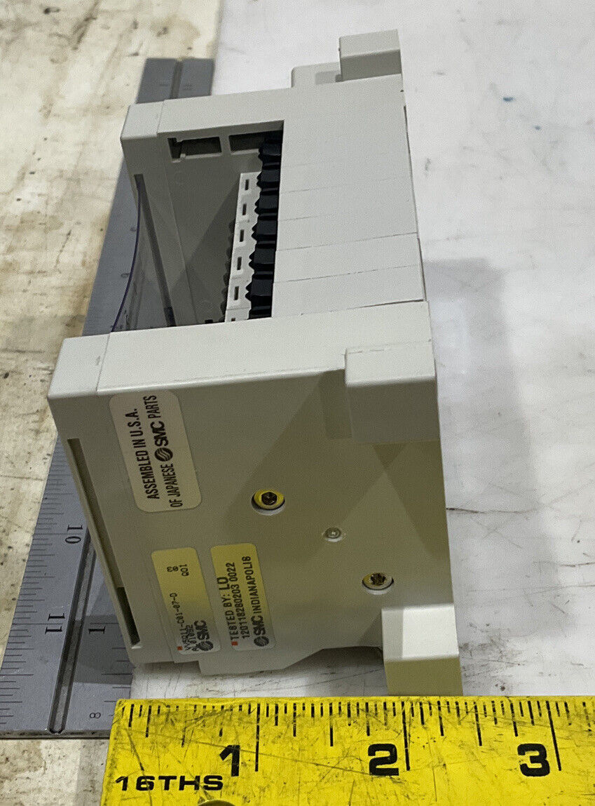 SMC VV5Q11-C01-07-D PNEUMATIC MANIFOLD U3S
