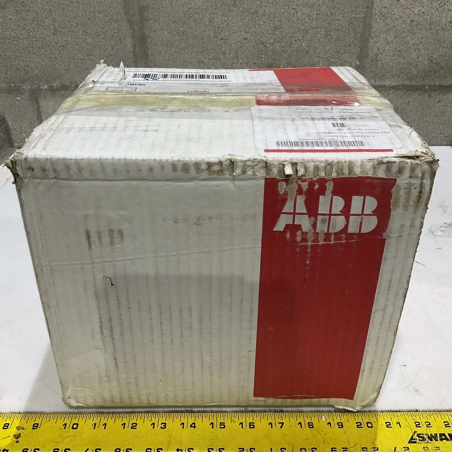 ABB TMAX T5N 300A 400 T5N300TWS4 SACE TMAX T5 N 400 CASE CIRCUIT BREAKER U3S