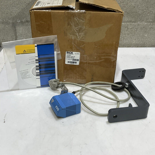 SICK 1043650 CLV420-3010S04 CODELESER FIXED MOUNT BARCODE SCANNER U3S