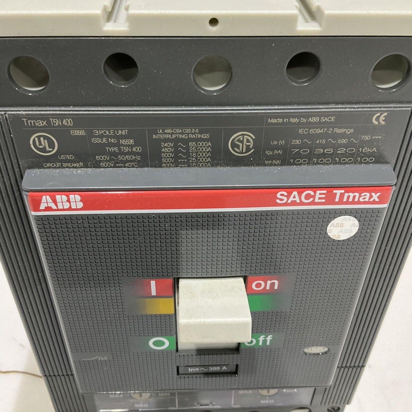 ABB TMAX T5N 300A 400 T5N300TWS4 SACE TMAX T5 N 400 CASE CIRCUIT BREAKER U3S