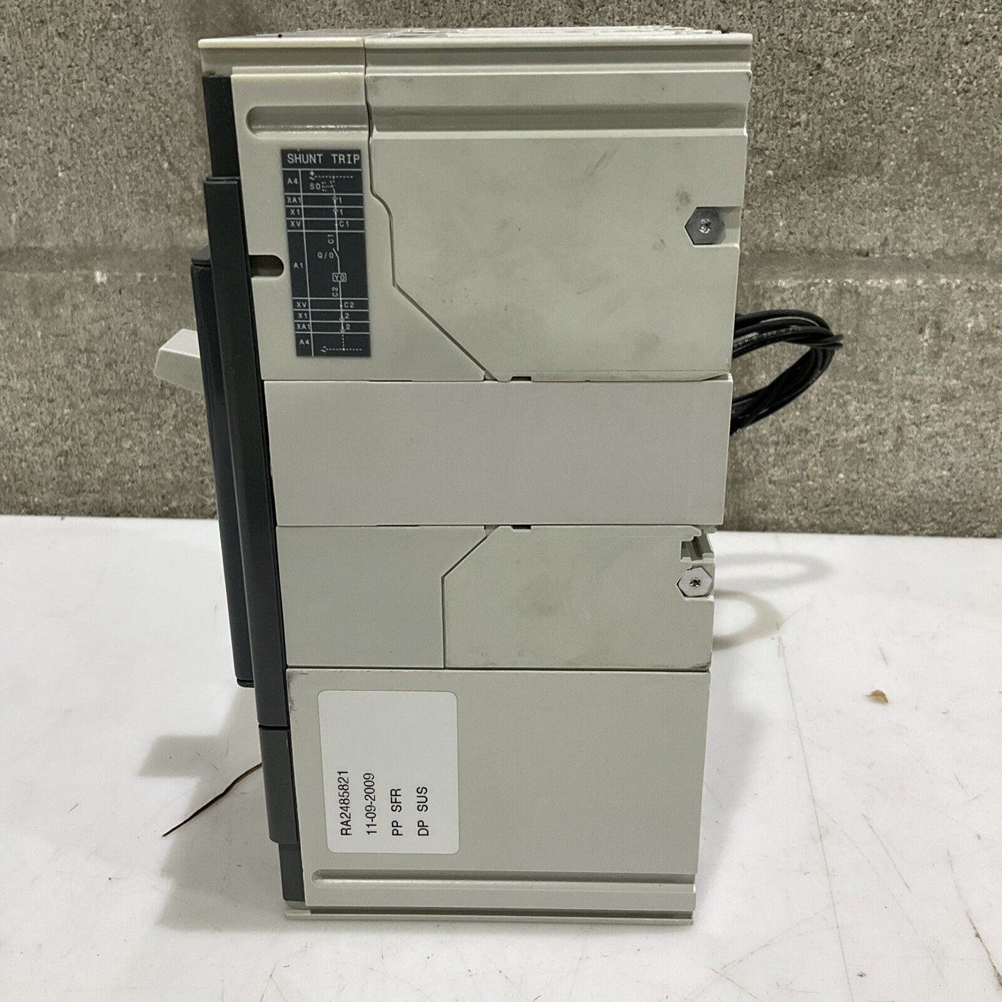 ABB TMAX T5N 300A 400 T5N300TWS4 SACE TMAX T5 N 400 CASE CIRCUIT BREAKER U3S