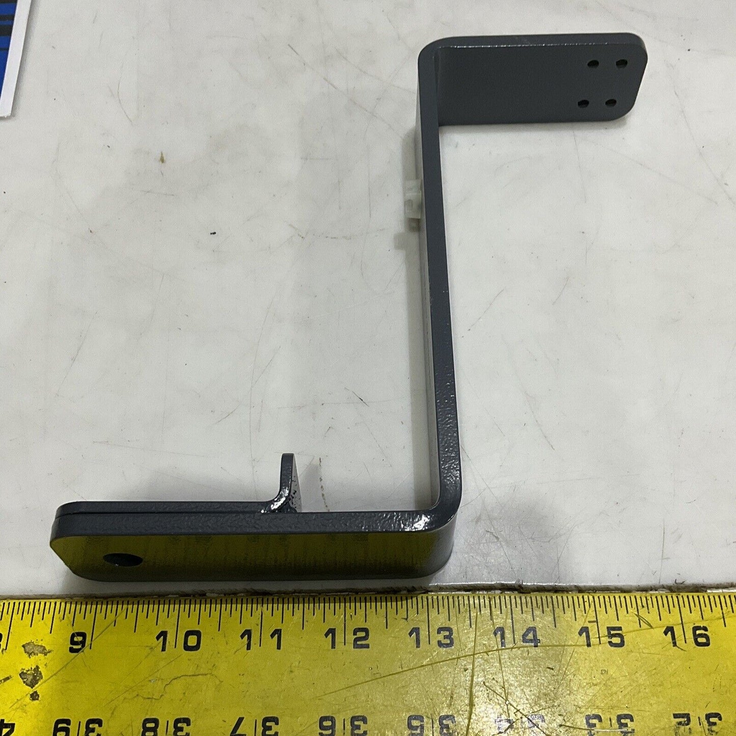 SICK 1043650 CLV420-3010S04 CODELESER FIXED MOUNT BARCODE SCANNER U3S