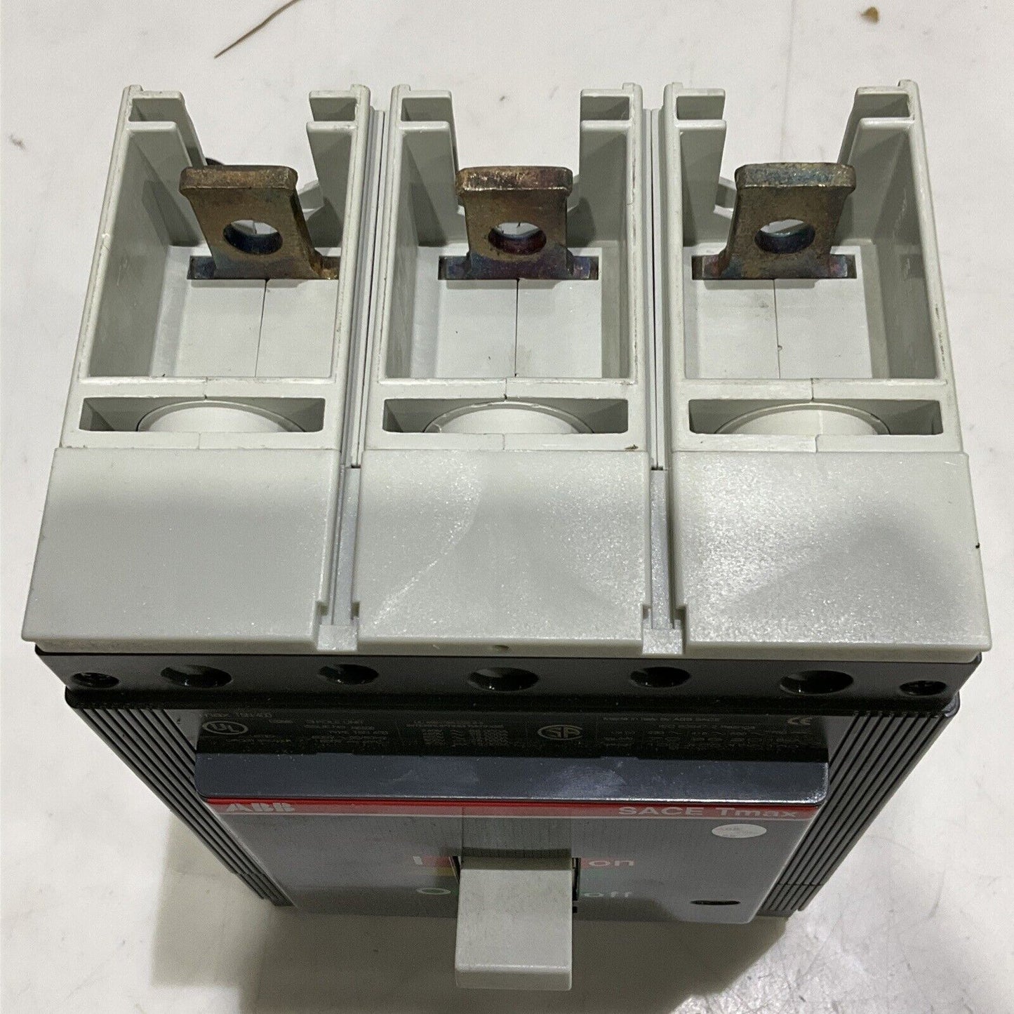ABB TMAX T5N 300A 400 T5N300TWS4 SACE TMAX T5 N 400 CASE CIRCUIT BREAKER U3S