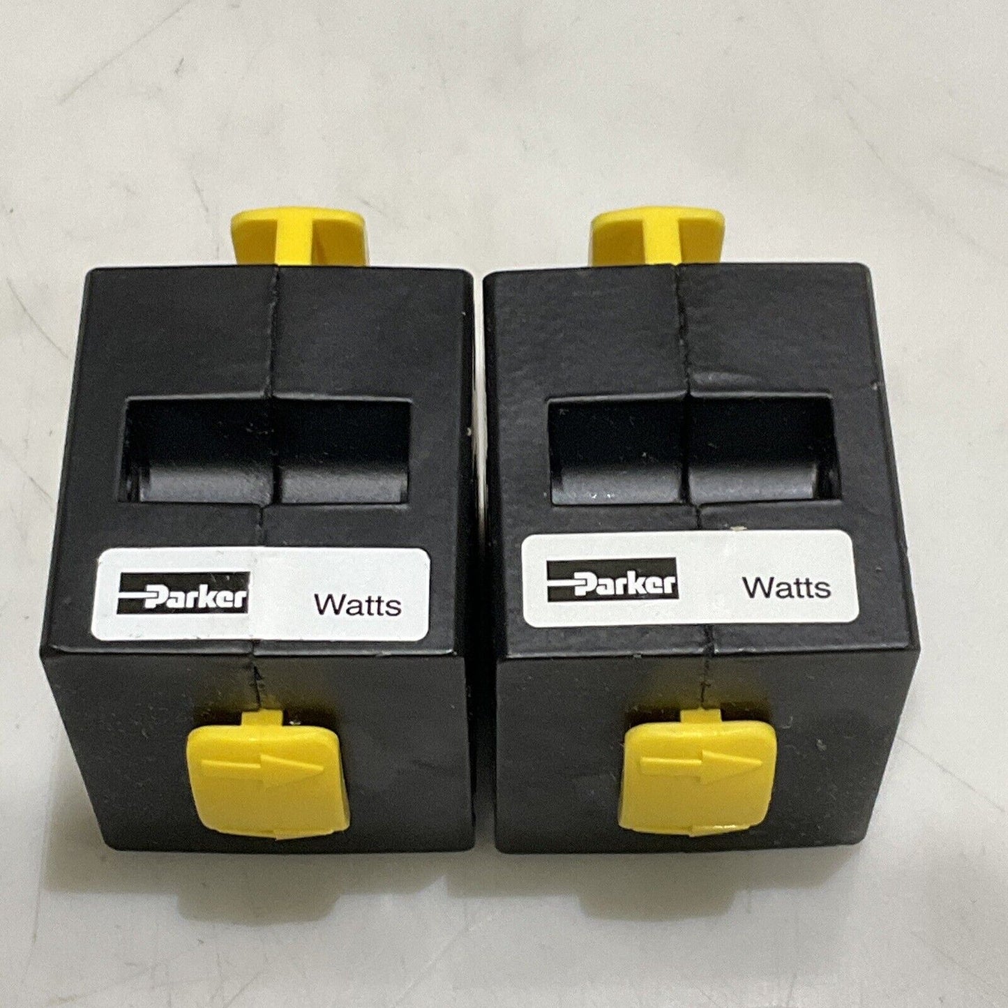 PARKER SV75-02 PNEUMATIC SHUT OFF VALVE 1/4” PORT  300 PSI 20 BAR LOT OF 2 U3S