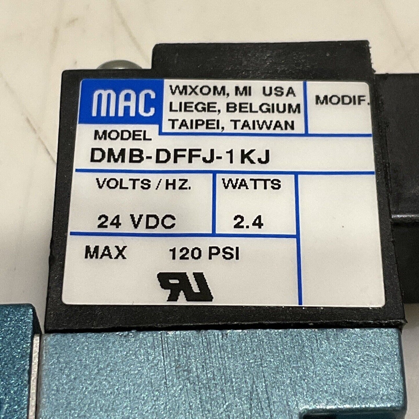 MAC 52A-11-B0A-DM-DFFJ-1KJ SOLENOID PNEUMATIC VALVE 3 WAY 1/4” NPFY 24VDC U3S