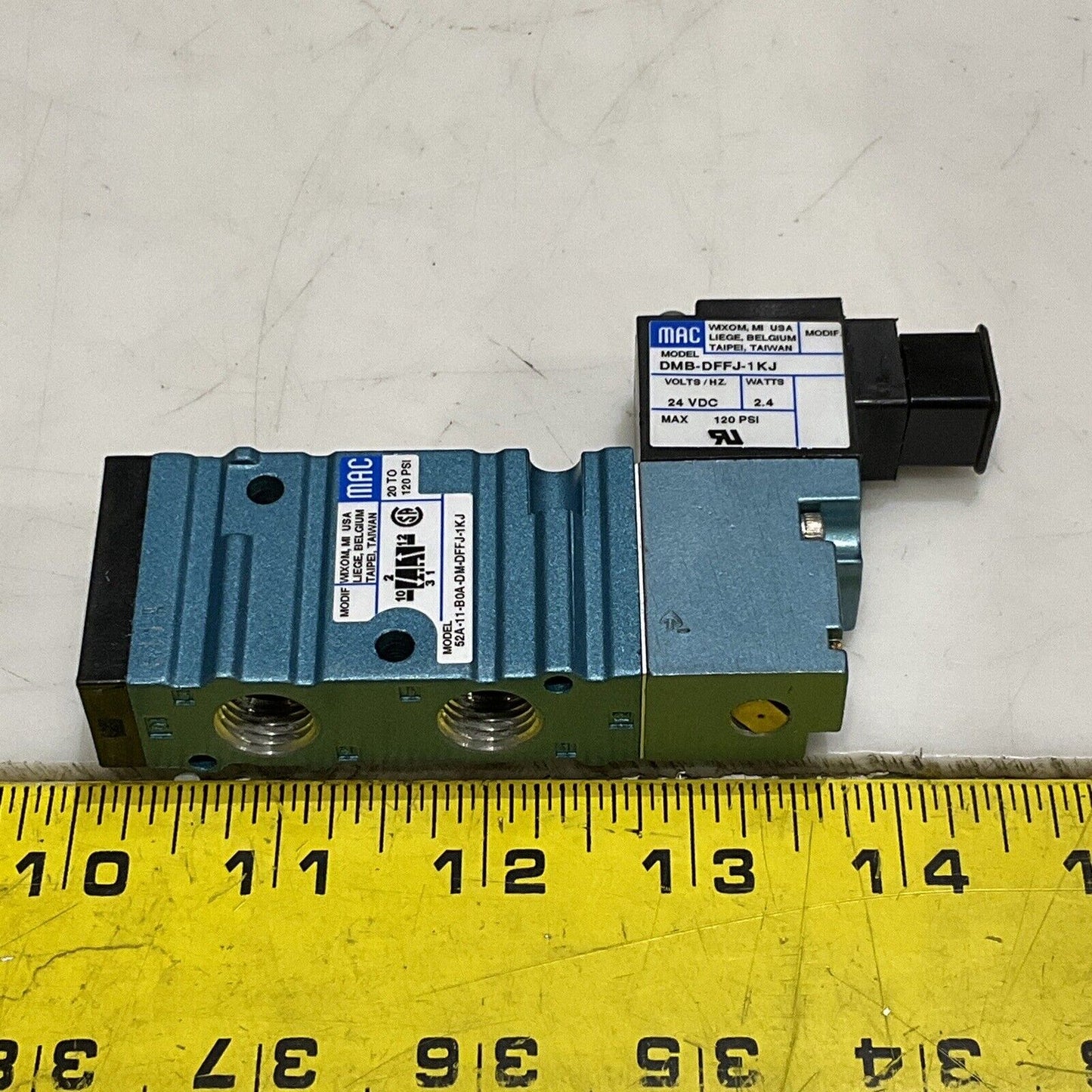 MAC 52A-11-B0A-DM-DFFJ-1KJ SOLENOID PNEUMATIC VALVE 3 WAY 1/4” NPFY 24VDC U3S