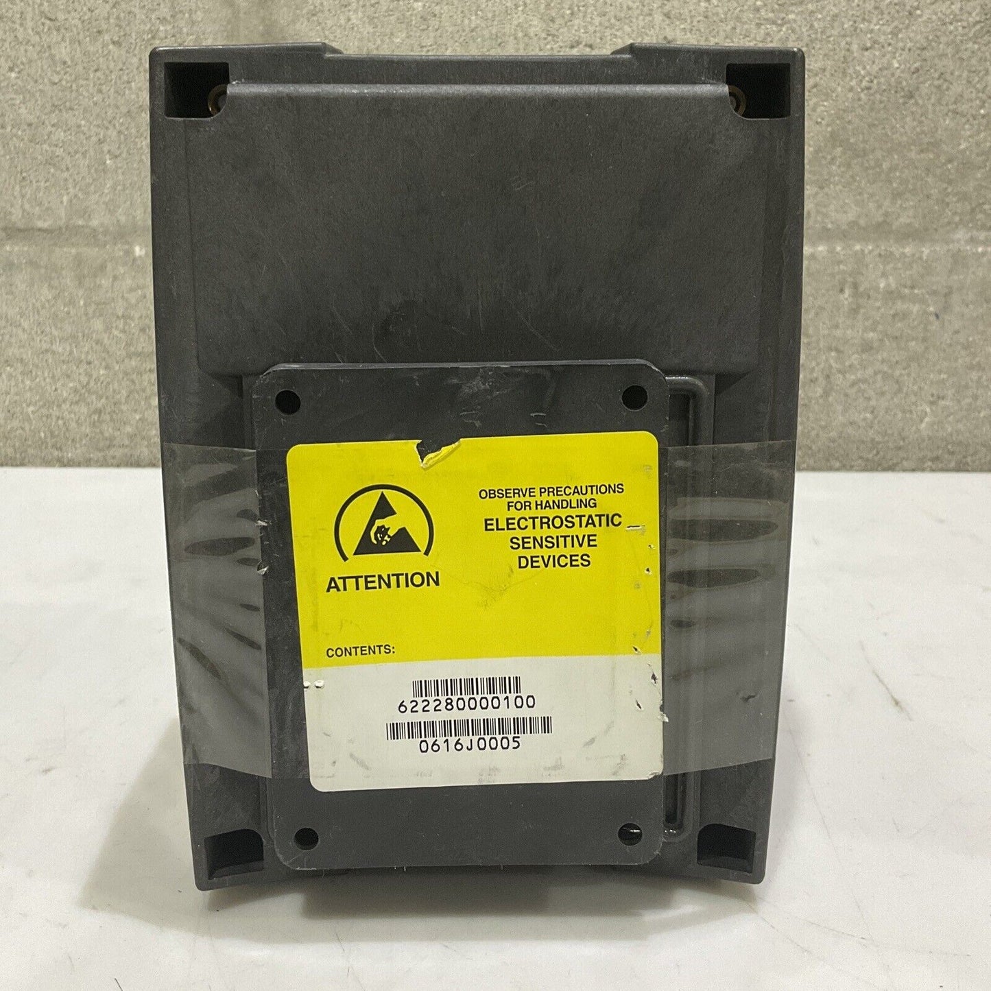 LENZE E82MV251_2B001 INVERTER 8200 MOTEC 230/240V 50/60HZ U3S