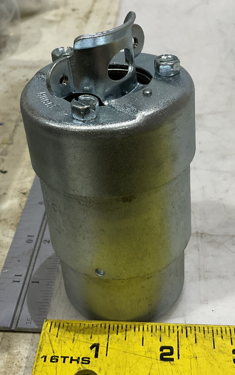 TWIST-LOCK 7762 3-WIRE CONNECTOR BODY 373