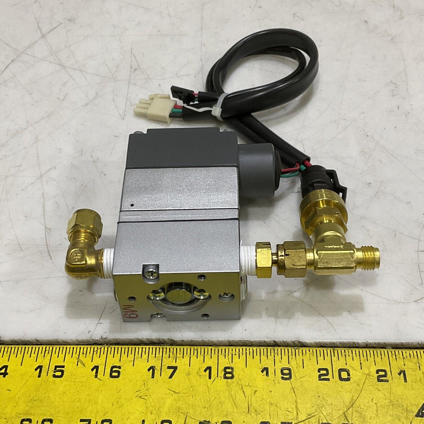 CONTROLAIR INC 550X ELECTRIC TO PNEUMATIC TRANSDUCER 0-5V 3-27PSIG 35-100 373