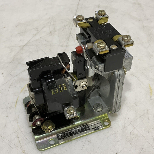 SQUARE D A0-1E 9050 TIMING RELAY SERIES C 373