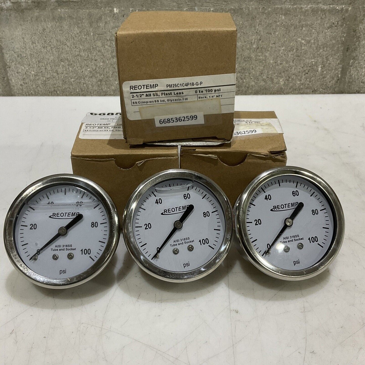 REOTEMP PM25C1C4P18-G-P GLYCERIN FILLED PRESSURE GAUGE 2.5” 100PSI LOT OF 3 373