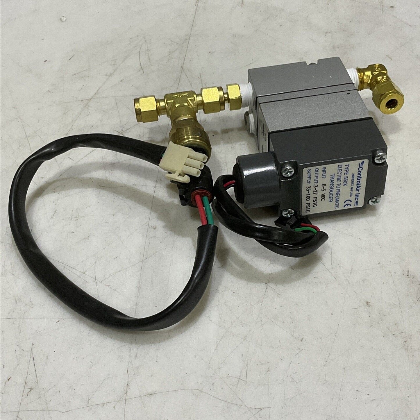 CONTROLAIR INC 550X ELECTRIC TO PNEUMATIC TRANSDUCER 0-5V 3-27PSIG 35-100 373