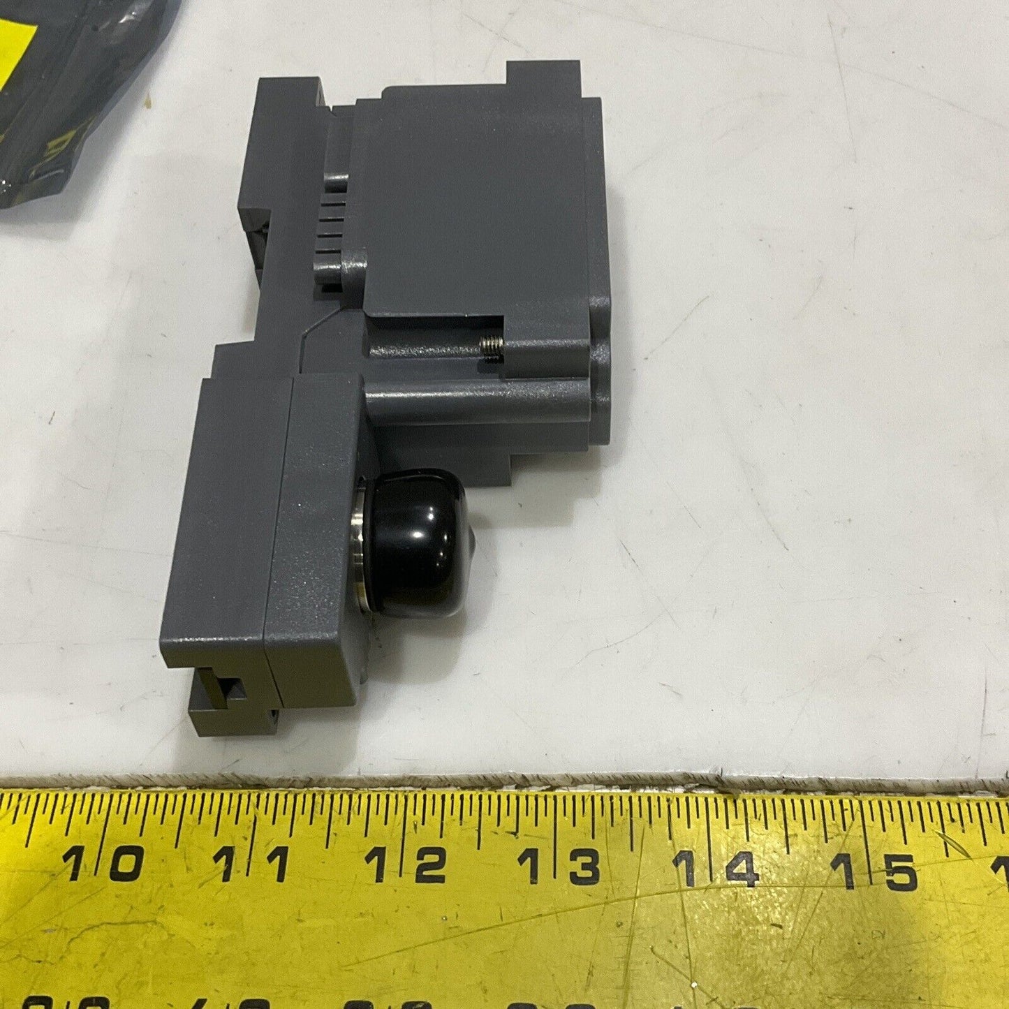 TURCK BL67-B-1M23-19 BASE MODULE W/ 12 PIN  M23 CONNECTOR U3S