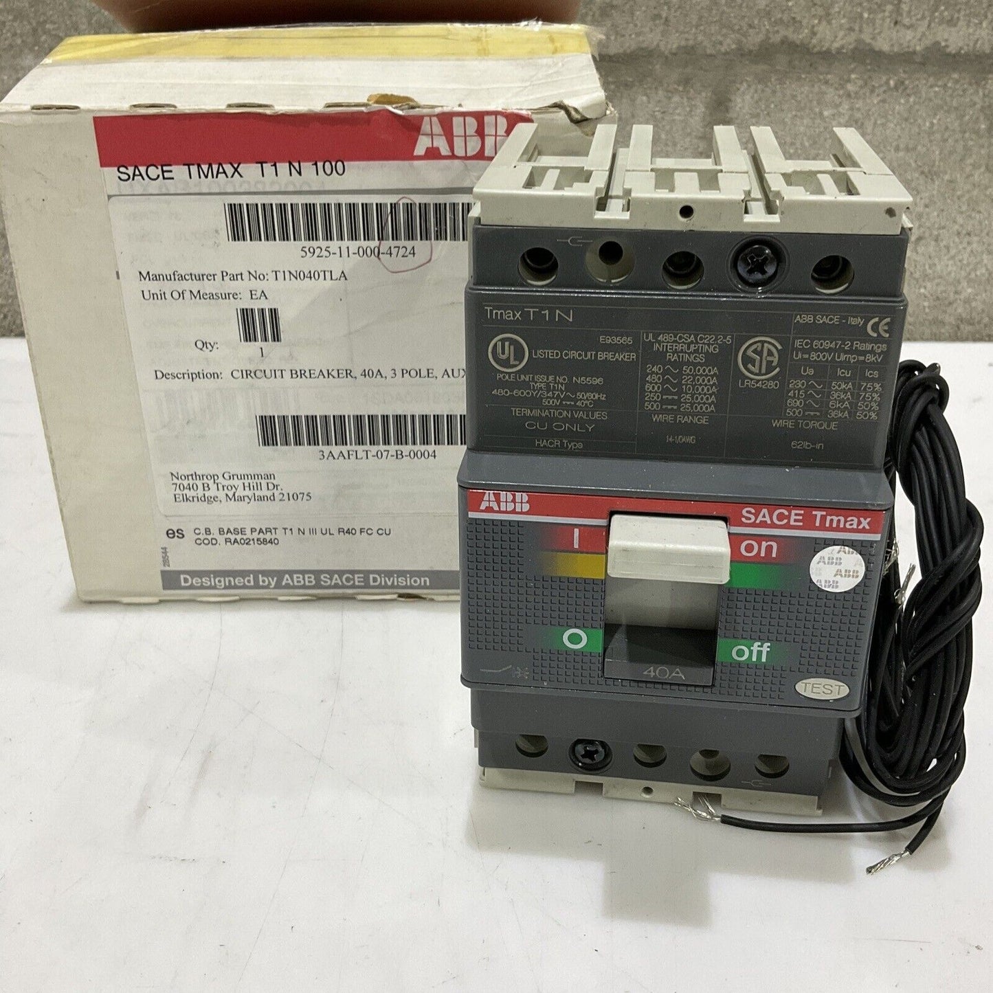 ABB SACE TMAX T1N CIRCUIT BREAKER AUX SWITCH 40A 3P 50/60HZ U3S