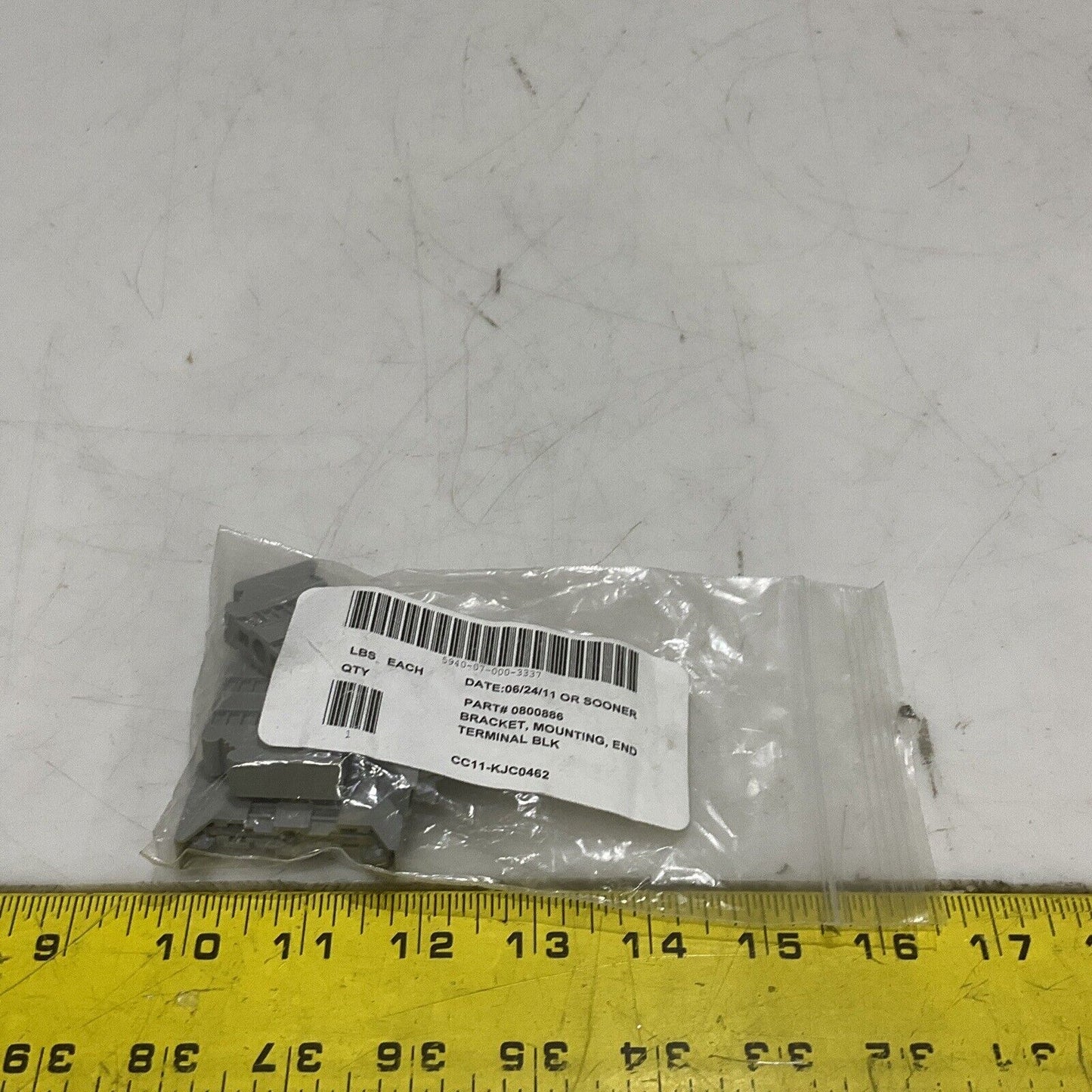 PHOENIX CONTACT E/NS 35 N 0800886 END MOUNTING BRACKET LOT OF 4 U3S