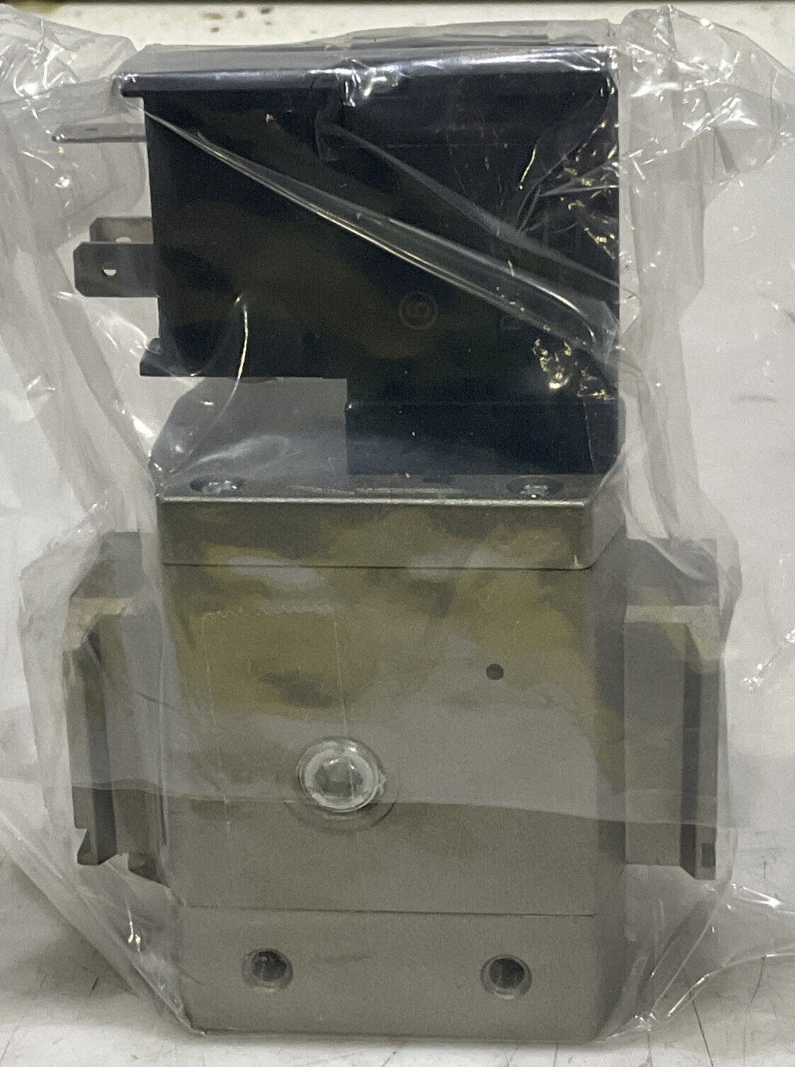 SMC AV3000-N03-5D0Z SOFT START-UP VALVE U3S