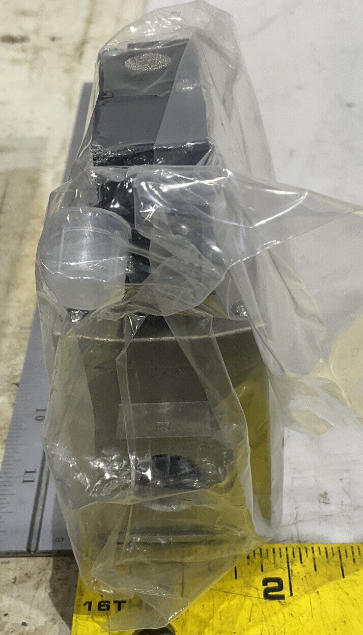 SMC AV3000-N03-5D0Z SOFT START-UP VALVE U3S