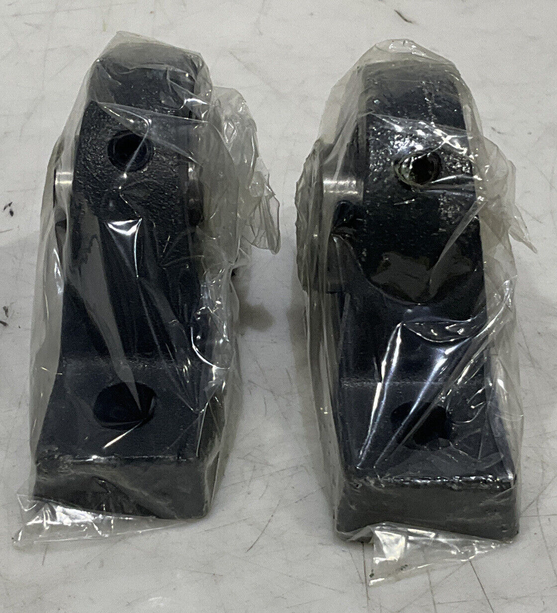 IPTCI UCP 205 25MM N SET SCREW LOCK PILLOW BLOCK LOT OF 2 U3S