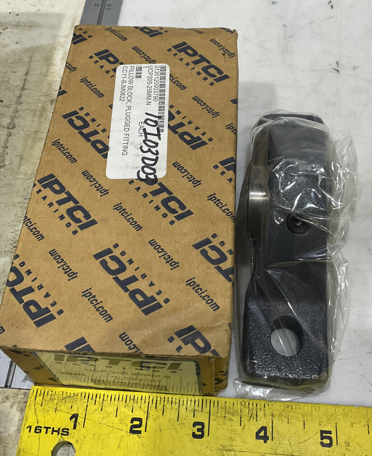 IPTCI UCP 205 25MM N SET SCREW LOCK PILLOW BLOCK LOT OF 2 U3S