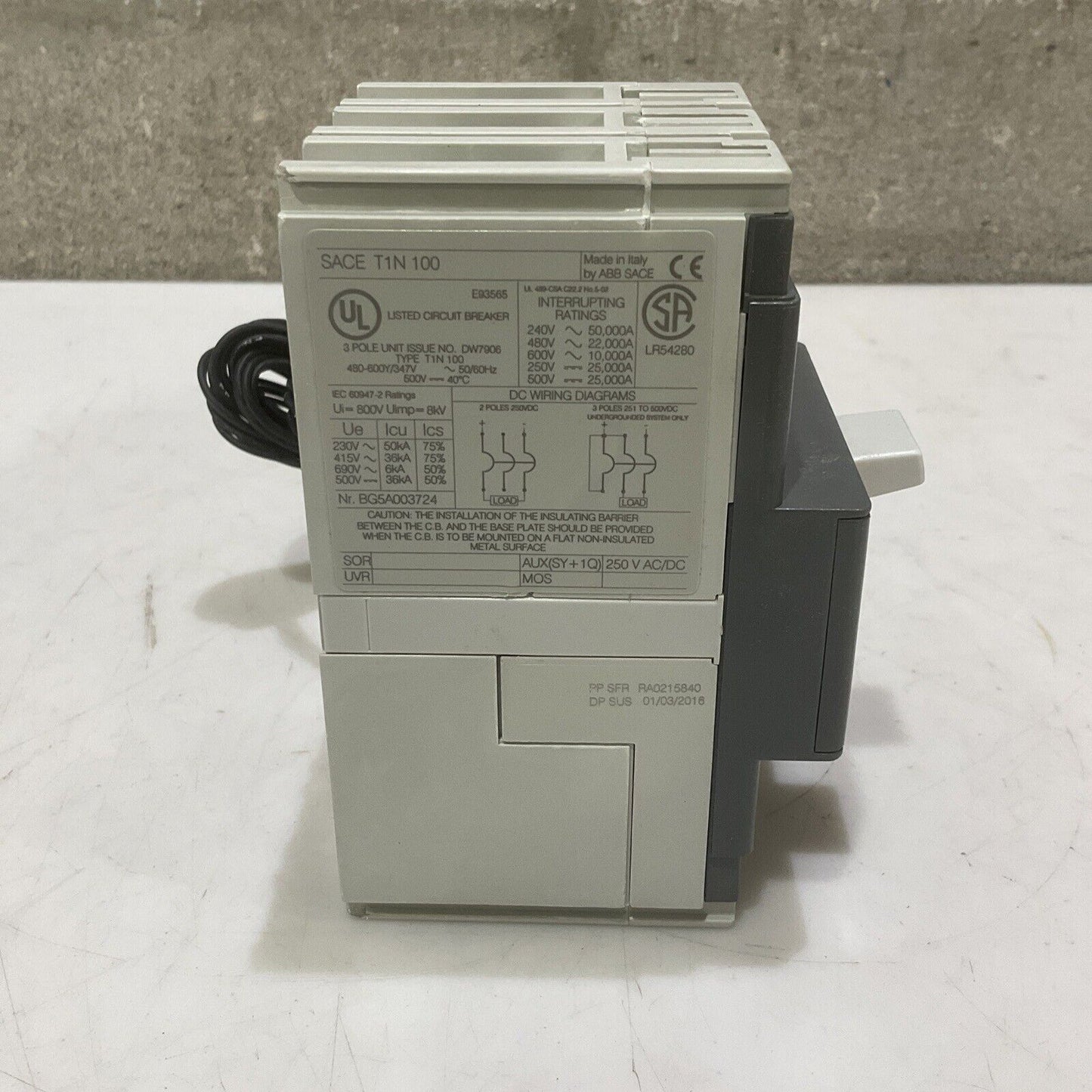 ABB SACE T1N 100 SACE TMAX T1N040TLA CIRCUIT BREAKER 40A 3POLE U3S