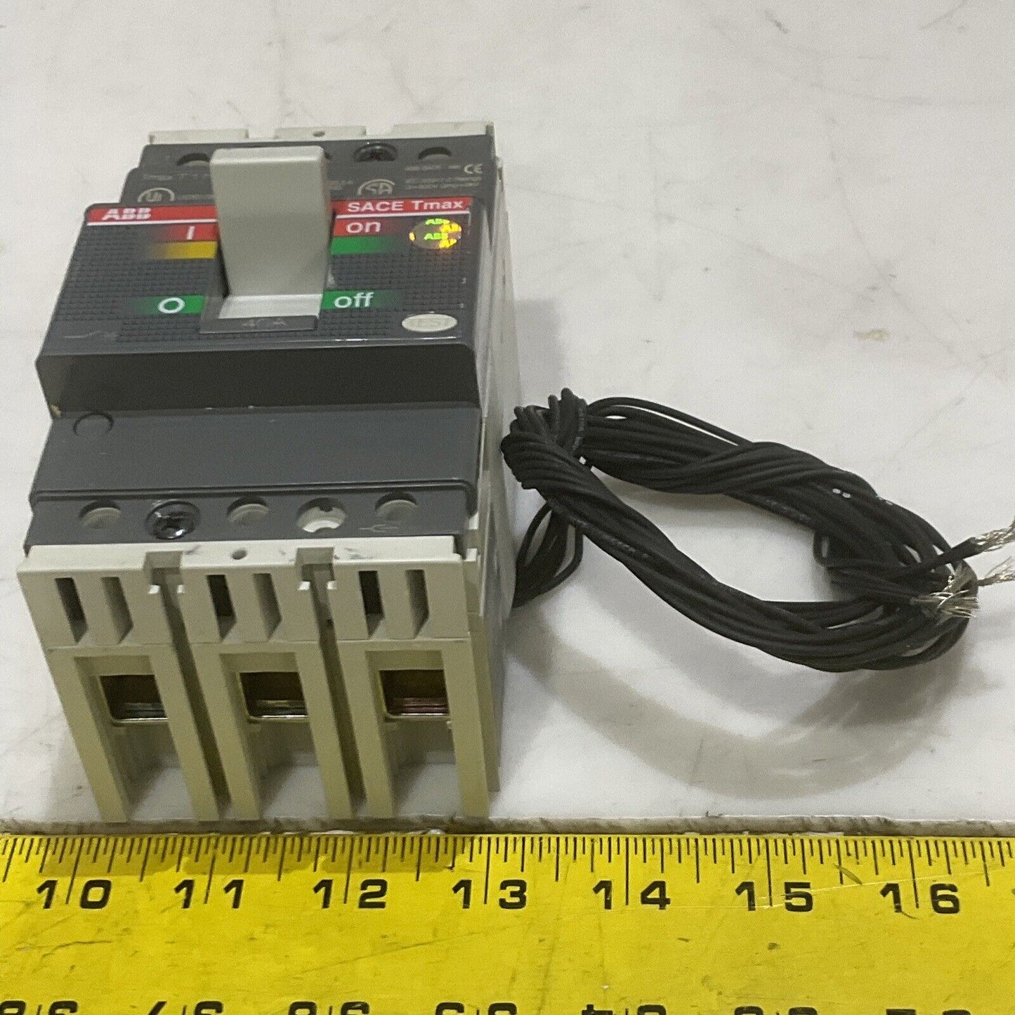 ABB SACE T1N SACE TMAX T1N CIRCUIT BREAKER 40A 3POLE U3S