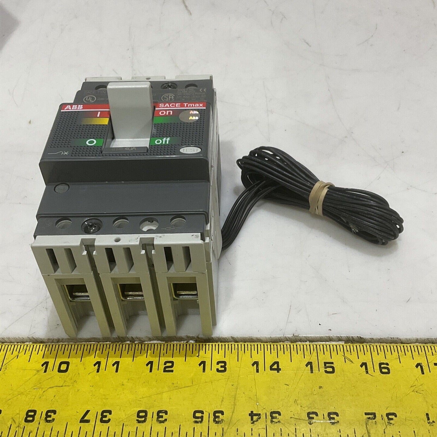 ABB SACE T1N 100 SACE TMAX T1N040TLA CIRCUIT BREAKER 40A 3POLE U3S