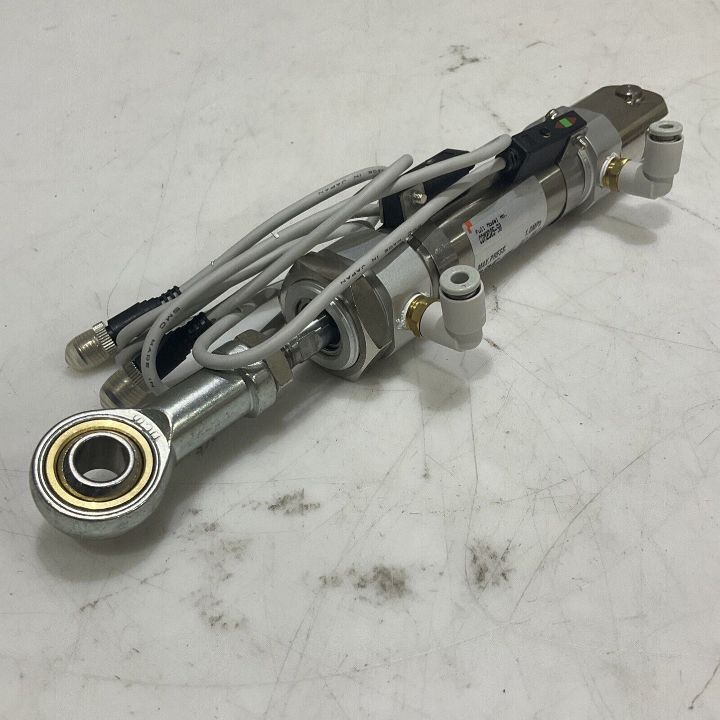 SMC CDM2D25-50 UNIVERSAL STOP CYLINDER ASSEMBLY 1.0 MPA  U3S