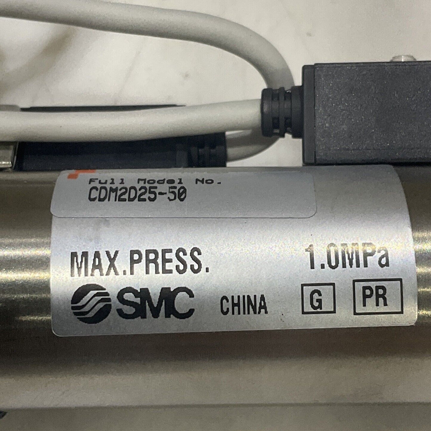 SMC CDM2D25-50 UNIVERSAL STOP CYLINDER ASSEMBLY 1.0 MPA  U3S