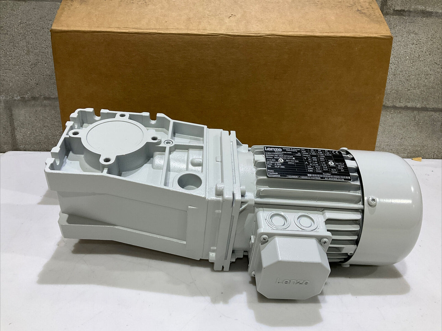 LENZE GKR04-2M VBR 071C42 MDEMAXX 072-42 GEARBOX MOTOR U3S