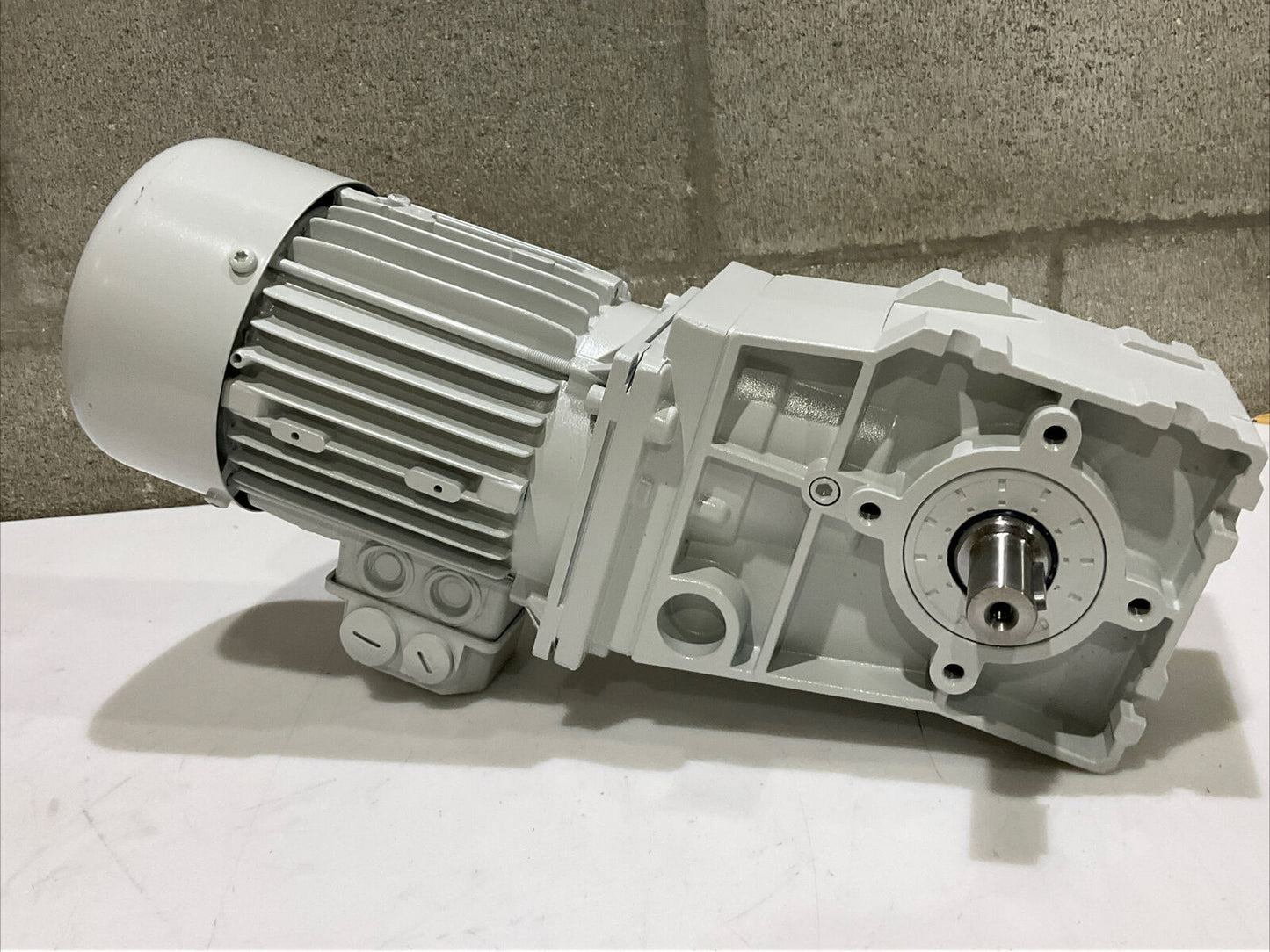 LENZE GKR04-2M VBR 071C42 MDEMAXX 072-42 GEARBOX MOTOR U3S