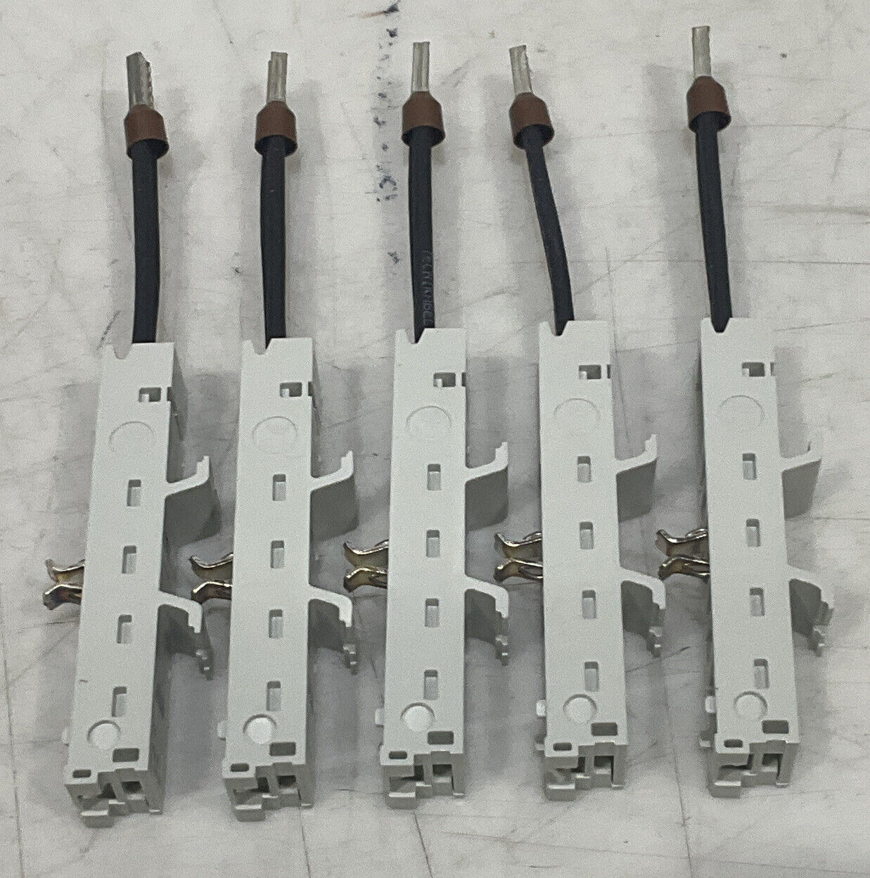 ABB ZLS167 BUS STAB ADAPTER LOT OF 5 U3S