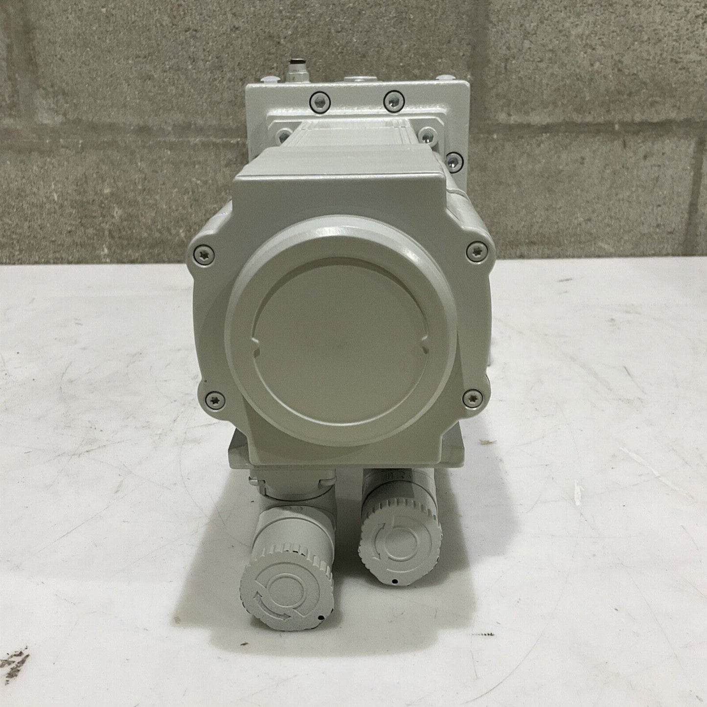 LENZE GST05-2S VBR 09HC41 SERVO GEAR MOTOR 3-MOT U3S