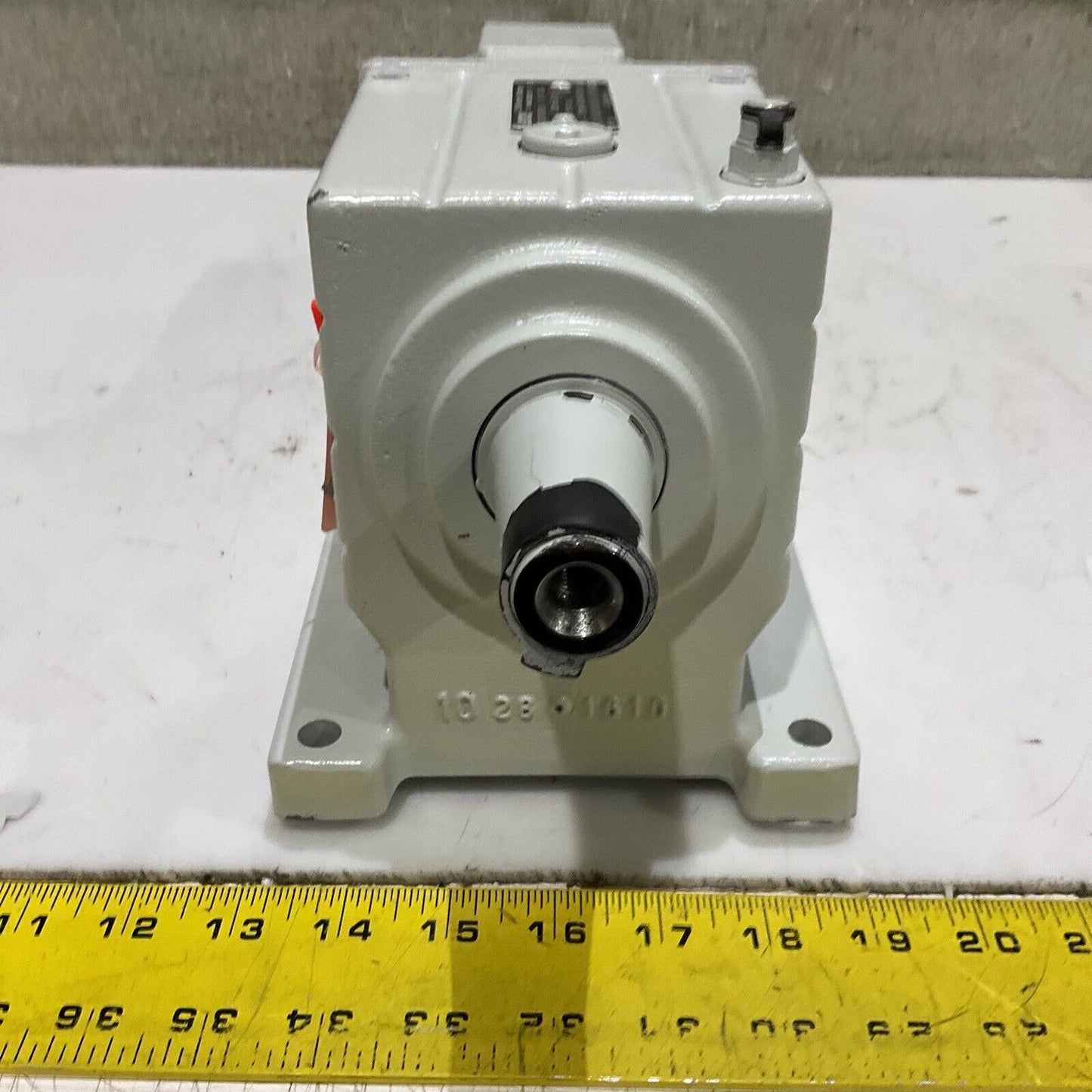 LENZE GST05-2S VBR 09HC41 SERVO GEAR MOTOR 3-MOT U3S