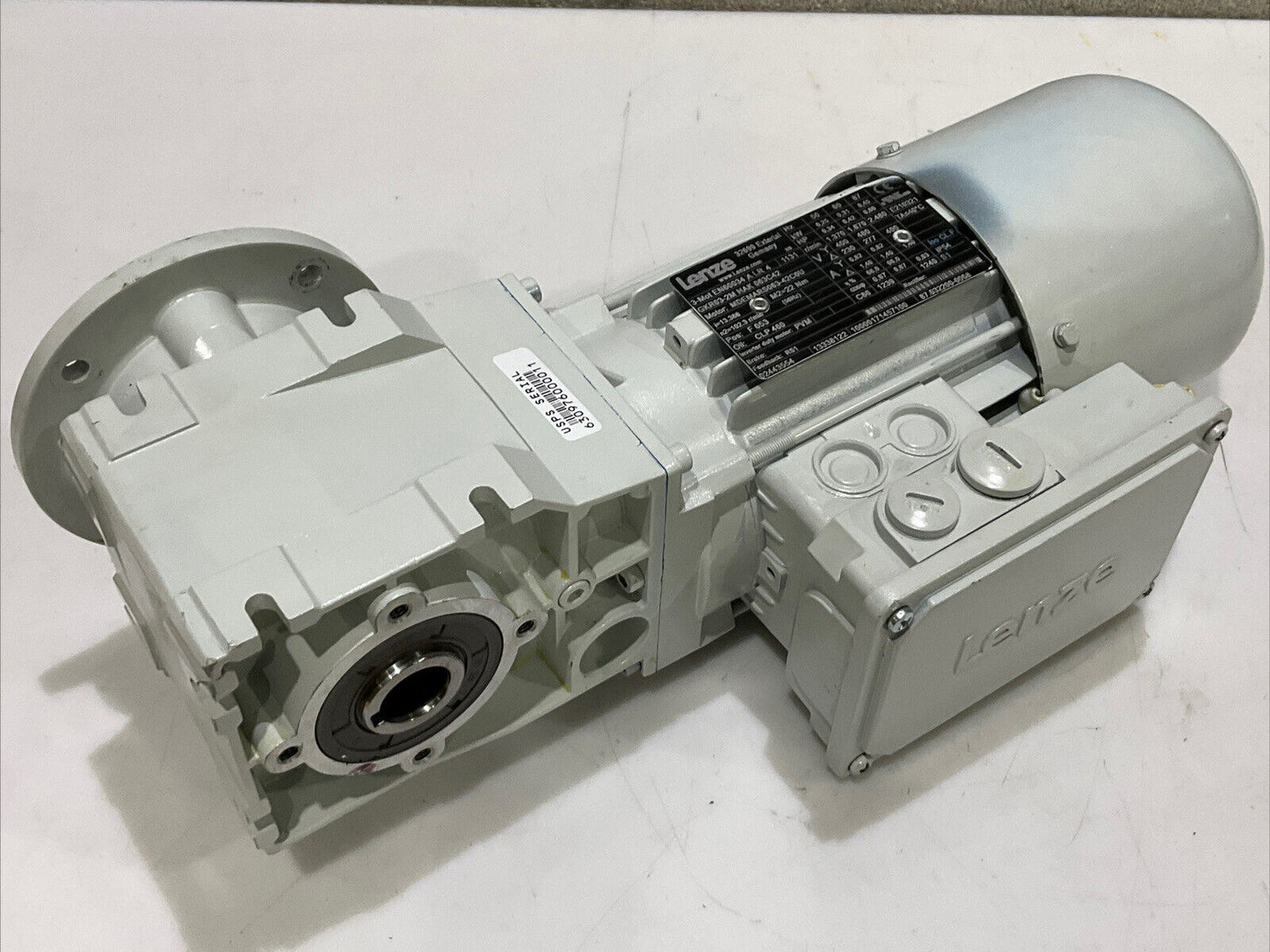 LENZE GKR03-2M HAK 063C42 MDEMARS063-42C0U MOTOR U3S