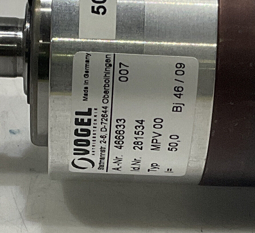 LENZE MCS 06F41LR0B0-B11N-ST5S00N-R2SU SERVO MOTOR U3S